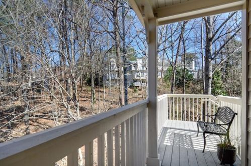 1011 Camden Ct, Atlanta GA  30327-4276 exterior