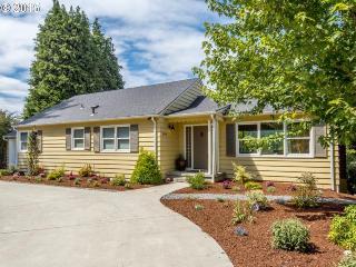 5515 Boundary St, Portland OR  97221-1832 exterior