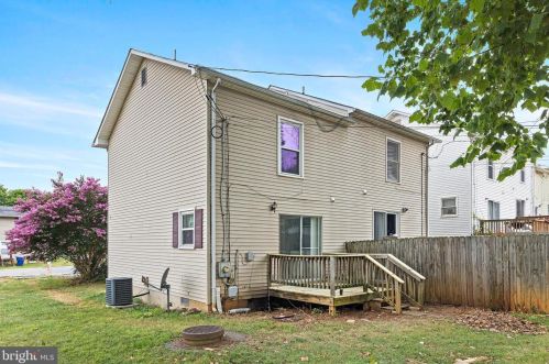 340 Cherrydale Ave, Front Royal, VA 22630-2410