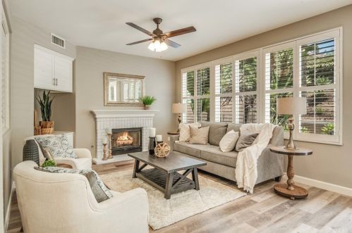 10 Brockton, Irvine CA  92620-7911 exterior