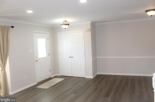 15034 Shamrock Ridge Rd, Silver Spring MD 20906-6107 exterior