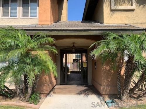 1061 Estes St, El Cajon, CA 92020-7460