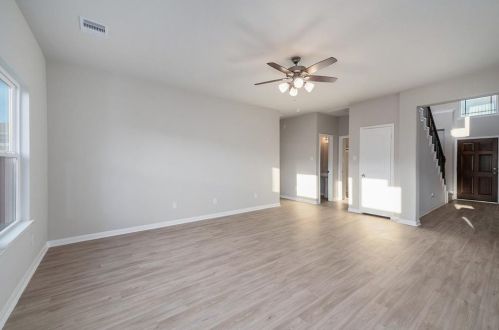 1733 Cindy Ln, Conroe TX  77304-3159 exterior