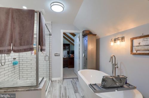 131 Bentley Ln, Lancaster PA  17603-6203 exterior