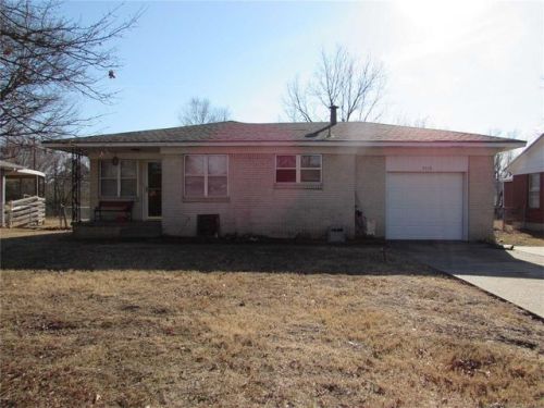2545 Monta Pl, Muskogee, OK 74403-6032
