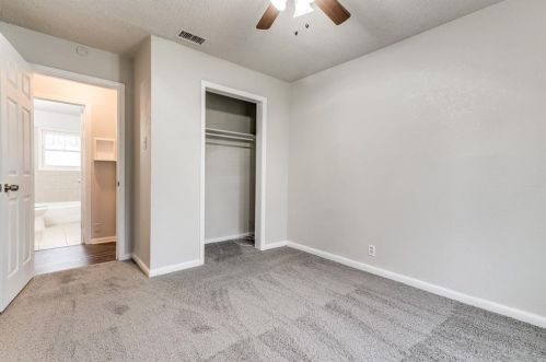 3409 Hatcher St, Fort Worth TX  76119-2021 exterior