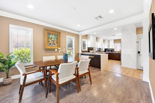 1755 Glenwood Rd, Glendale CA  91201-1543 exterior