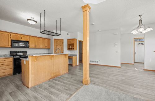 1203 Dupont Ln, Minneapolis MN  55444-2710 exterior