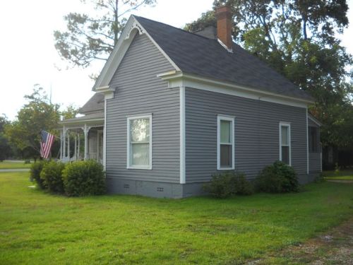 21 Phillips St, Richland, GA 31825-6255