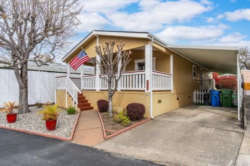 8108 B St, Windsor CA  95492-9321 exterior