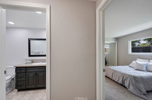 6969 Hillside Ave, Riverside CA  92504-2071 exterior