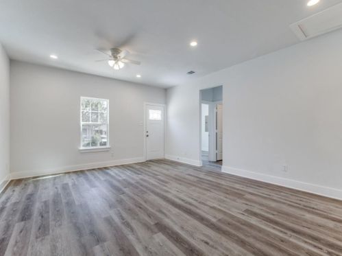 4226 Hamilton Ave, Dallas TX  75210-1108 exterior