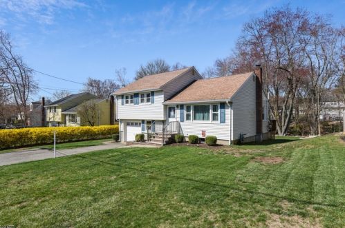 9 Lafayette Pl, Parsippany, NJ 07834-1730