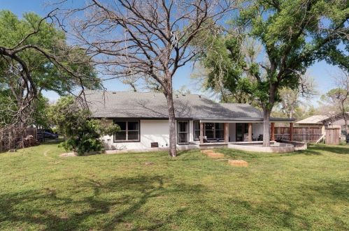 1100 Serenada Dr, Georgetown, TX 78628-1752