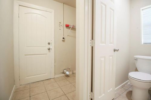 3325 25th St, Fort Worth TX  76106-3304 exterior