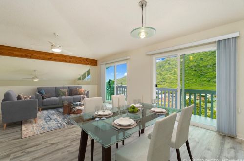 1443 Miloiki St, Honolulu, HI 96825-3229