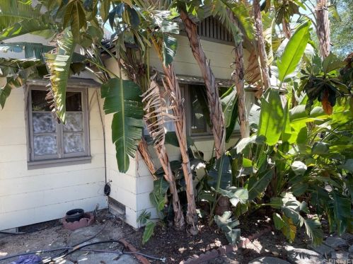 675 Ventura St, Altadena, CA 91001-4972