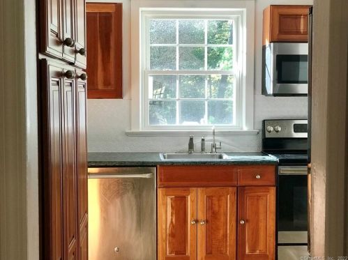 40 Wilridge Rd, Wilton CT  06897-4829 exterior