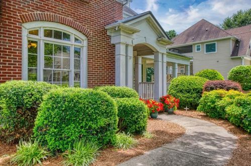 2480 Shoreline Pkwy, Villa Rica, GA 30180-3494