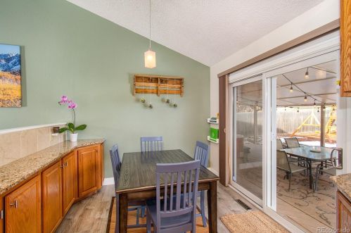 18947 61st Ave, Denver CO 80403-2103 exterior