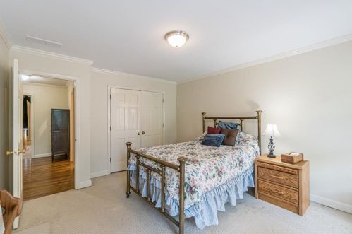 2101 Bohler Rd, Atlanta GA  30318-1515 exterior