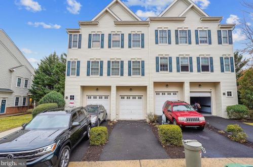 16843 Nuttal Oak Pl, Woodbridge, VA 22191-7503
