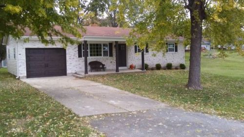 211 Cherry St, Auburn, MO 63343-1603