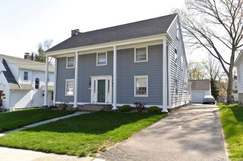 129 Newton Ter, Waterbury, CT 06708-1920