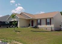 1706 Ashcombe Dr, York, PA 17315-3795