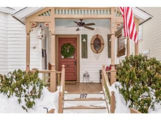 197 Sagamore St, Manchester, NH 03104-3201