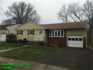17 Oak Ave, Perth Amboy, NJ 08863-1016