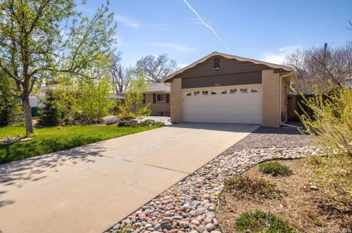 511 Newland St, Denver, CO 80226-1766