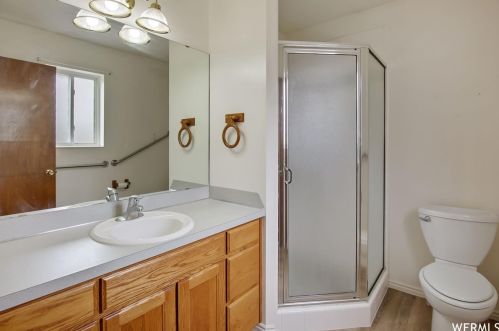 3917 3850, Ogden UT  84405-1590 exterior