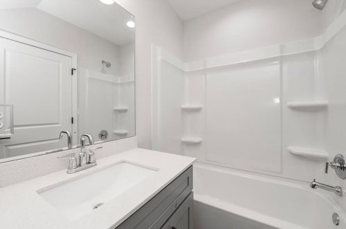 1991 Hollywood Rd, Atlanta GA  30318-1881 exterior
