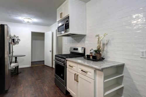 4616 Selkirk Dr, Fort Worth TX  76109-5042 exterior