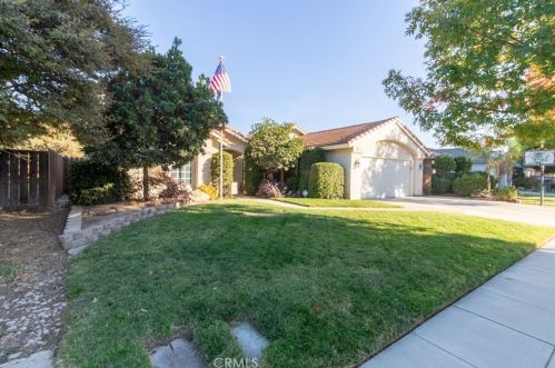 519 Chablis Ave, Madera, CA 93637-4816