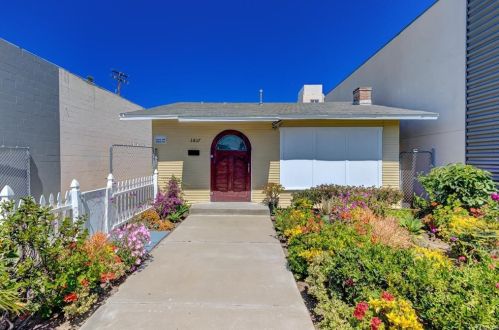 3817 32nd St, San Diego, CA 92104-3704