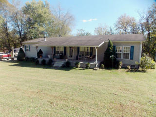 647 Turkey Creek Rd, Moss, TN 38575-6026