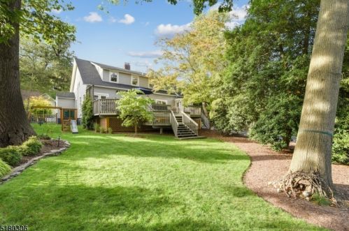 134 Maplewood Ave, Maplewood NJ  07040-1233 exterior