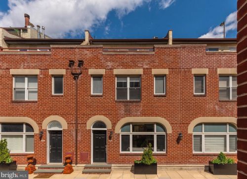 212 24th St, Philadelphia PA  19103-5554 exterior