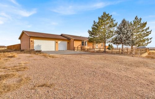 1286 Ladonia Dr, Pueblo CO  81007-1336 exterior