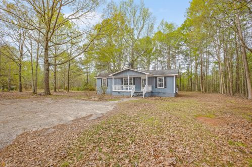 73 Yeager Rd, Newnan, GA 30265-1642