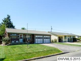 1553 Walton Way, Woodburn OR  97071-2624 exterior