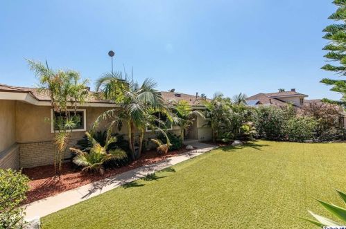 2328 Chapman Rd, Glendale CA  91214-3013 exterior