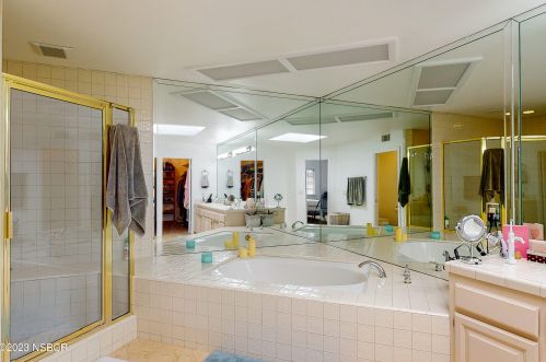 2418 Sandpiper Dr, Santa Maria CA  93455-1521 exterior