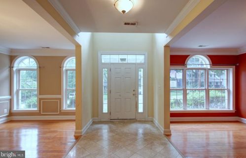 4018 Simms Dr, Kensington, MD 20895-1336
