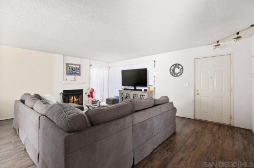 2242 Molokai Way, San Diego, CA 92154-1558