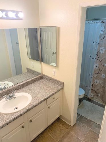 8889 Caminito Plaza Centro, San Diego, CA 92122-1000