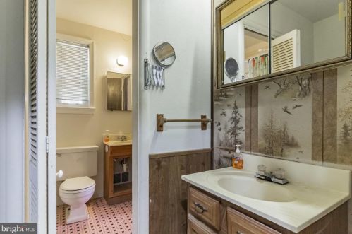 2826 Radius Rd, Silver Spring MD 20902-2134 exterior