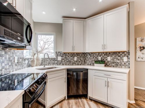 506 High Point Dr, Lakewood CO  80403 exterior